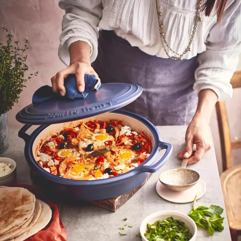 Emile Henry Covered Casserole Dish – 3.7 L Rustic Ceramic Braiser 1