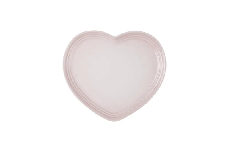 Le Creuset Heart-Shaped Dinner Plate – Shell Pink Ceramic Tableware 1